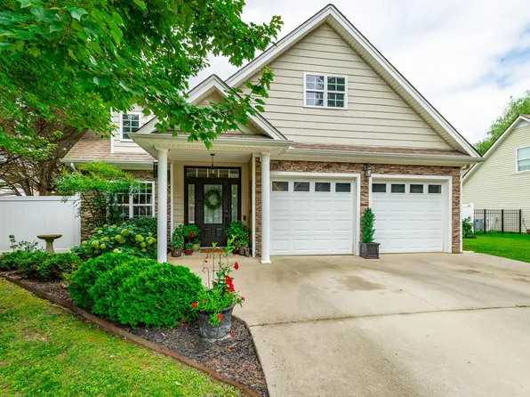 2311 Waterhaven Dr, Chattanooga, TN 37406