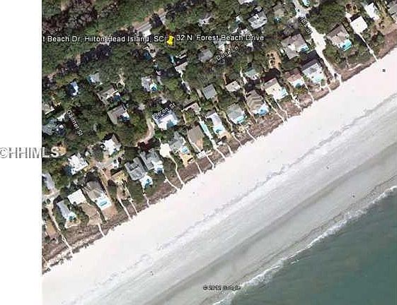 4th image of 32 N Forest Beach Dr