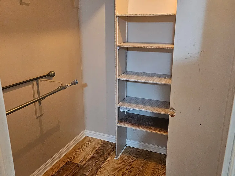 4180 S Liberty Ave — Photo 4