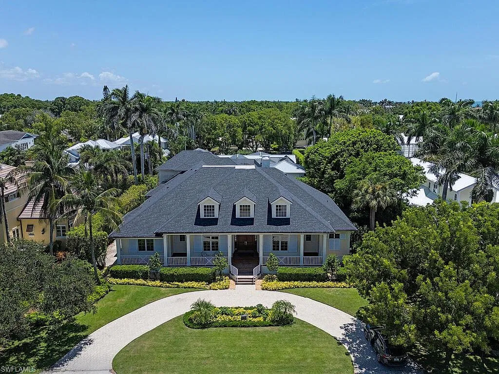 5 bed, 4.5 bath, 5132 sqft, $48,000 — Photo 1