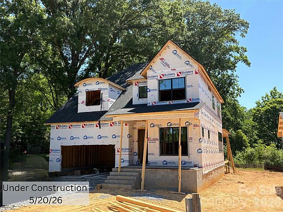 2nd image of 20396 Queens St