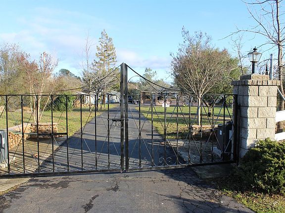 2nd image of 6225 Crystal Blvd