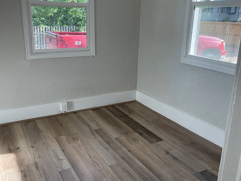 1446 N Verbena St — Photo 8