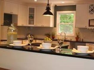 320 Treetop Dr, Bremen, GA 30110