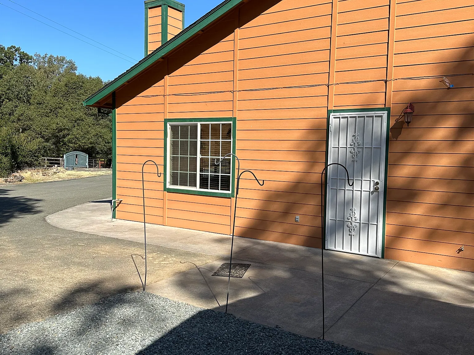 2 bed, 1600 sqft, $2,300 — Photo 2