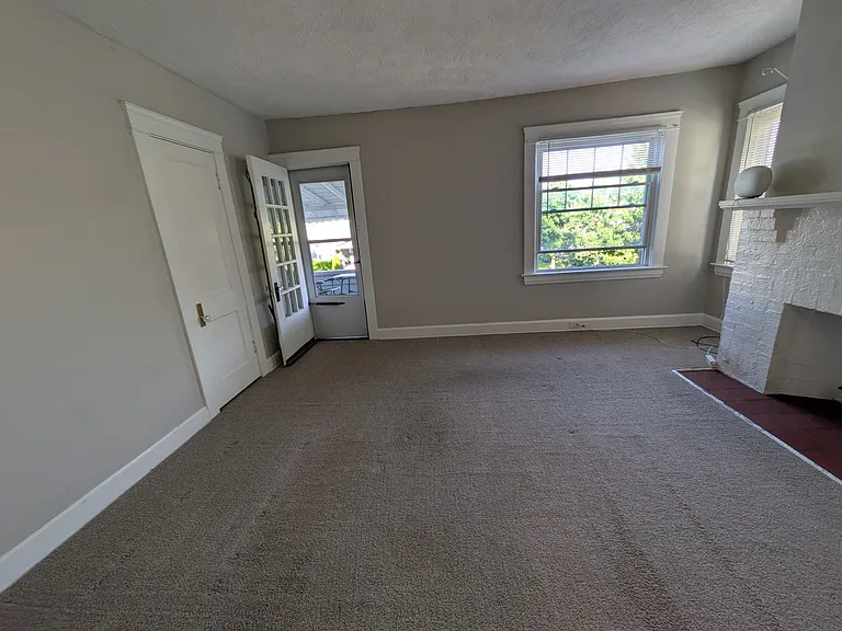 1658 Woodward Ave #UP — Photo 11