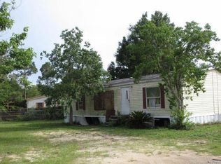 8357 Randall Dr, Navarre, FL 32566