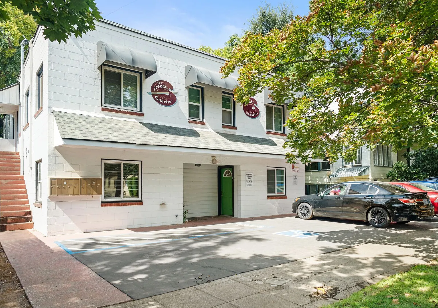 1121 & 1129 Magnolia Avenue — Photo 3