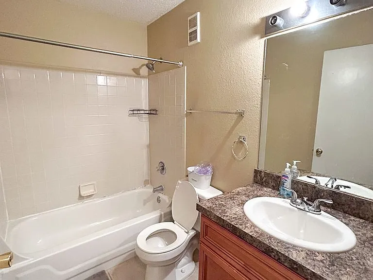 3705 SW 27th St #1221 — Photo 16