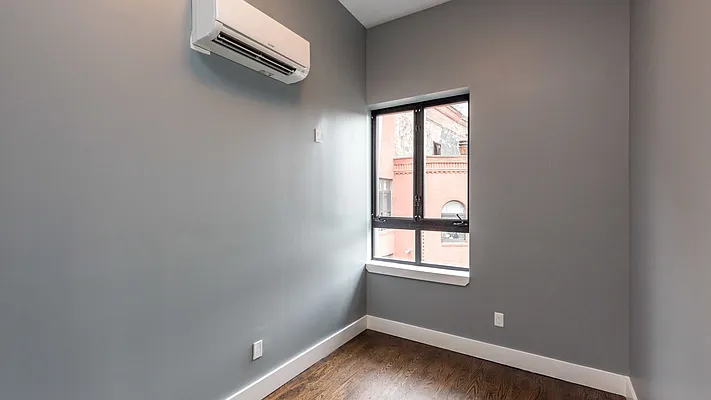 Rented by Nooklyn NYC LLC | media 40