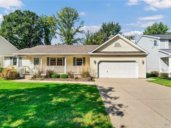 530 Homestead Dr, North Tonawanda, NY 14120