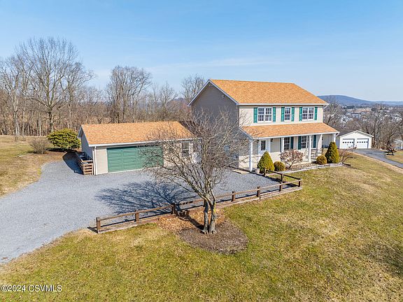 2nd image of 6 Meadows Dr