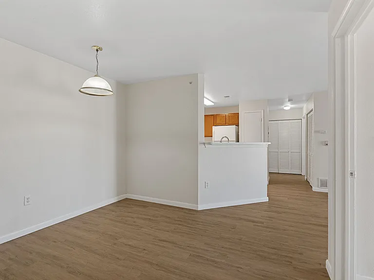 1221 Wren Ct #4-303 — Photo 18