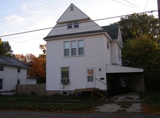 219 N 2nd St, Monmouth, IL 61462