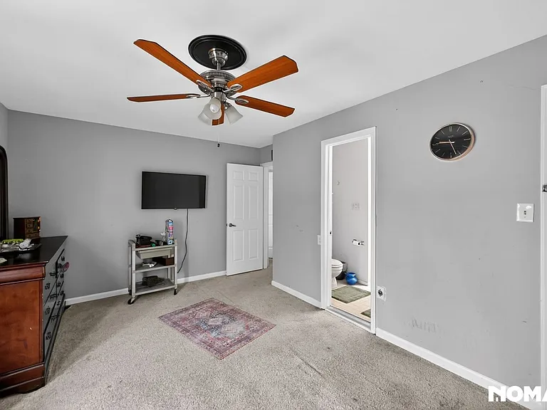 13648 Spinning Wheel Dr — Photo 28