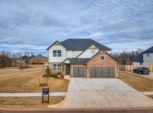 14616 Chambord Dr, Yukon, OK 73099