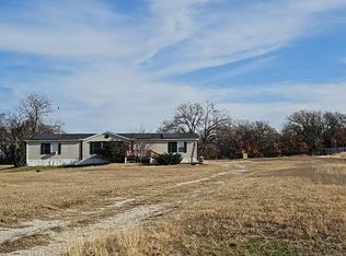193 Blue Sky Ln, Springtown, TX 76082