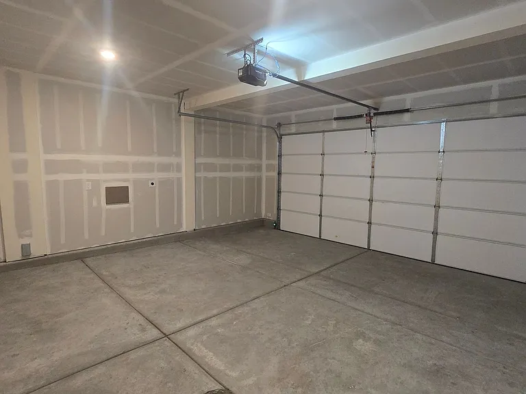 5854 Altitude St — Photo 29