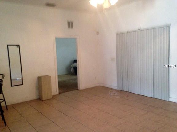 3rd image of 2229 Trelain Dr S