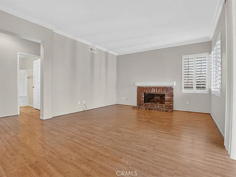 2620 Taylor Ave — Photo 11