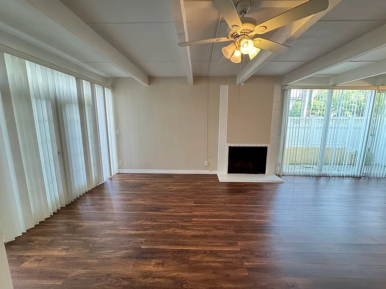 11500 Rochester Ave #11500 — Photo 7
