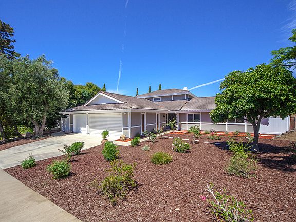 2nd image of 161 Verde Vista Dr