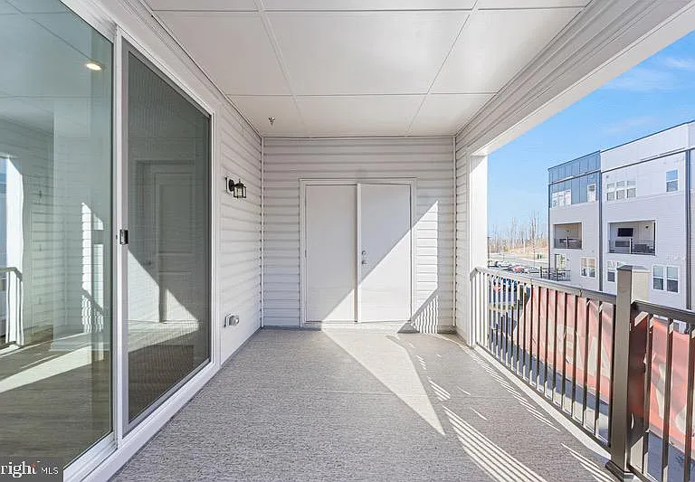 2534 Neabsco Common Pl — Photo 27