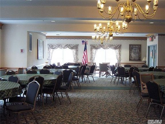 2nd image of 54 School St