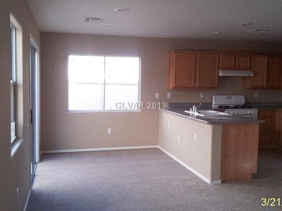 3rd image of 10350 Adrianna Ave
