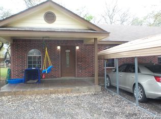 4023 New Mathis Rd, Elmendorf, TX 78112