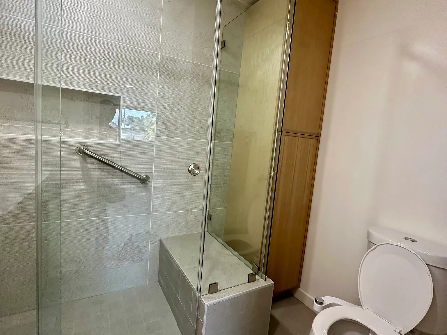 4 bed, 1587 sqft, $4,000 — Photo 4