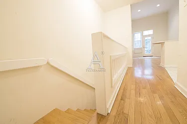 Rented by Peter Ashe