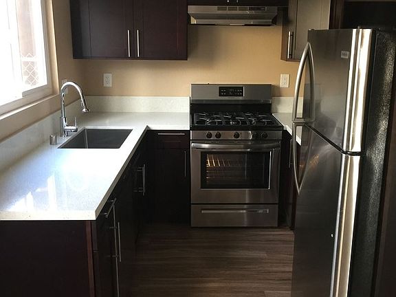 4th image of 4203 Louisiana St APT 11