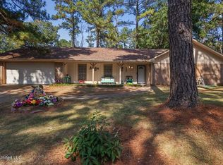 3432 Dundee Ln, Jackson, MS 39212