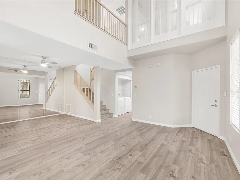 9901 Trailwood Dr #1069 — Photo 6