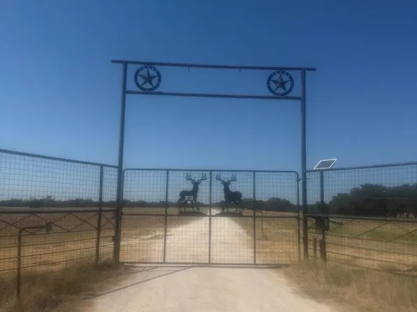 7800 County Road 210, Bertram, TX 78605
