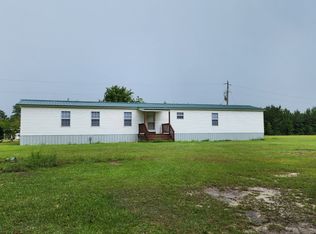 112 Ard Ln, Saint Stephen, SC 29479