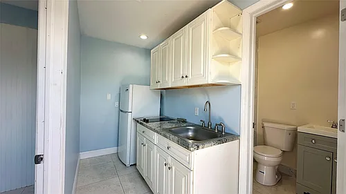 1417 SE 3rd Ter Photo 1
