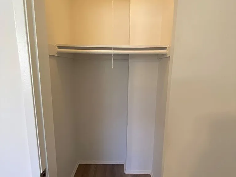 10856 Rose Ave — Photo 9