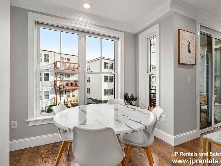 136 Sydney St #5 — Photo 19