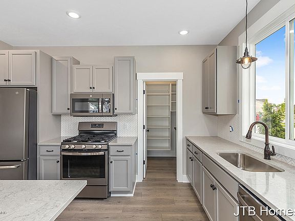 3rd image of 6117 Harmon Green Ave #32