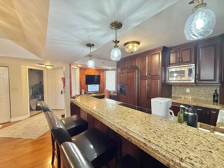 176 Helios Dr #203 — Photo 11