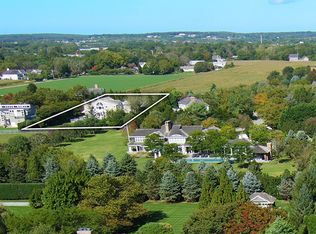 59 Farm Field Rd, Bridgehampton, NY 11932