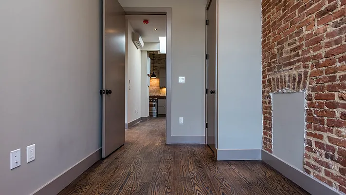 Rented by Nooklyn NYC LLC | media 8