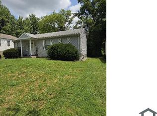 10140 Winkler Dr, Saint Louis, MO 63136