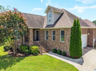 17043 Cliff Dr, Athens, AL 35613