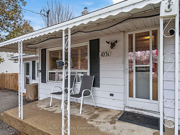 2nd image of 1031 Ferrier Ave