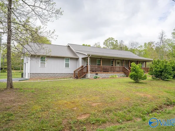 276 Shankles Cir, Rainsville, AL 35986