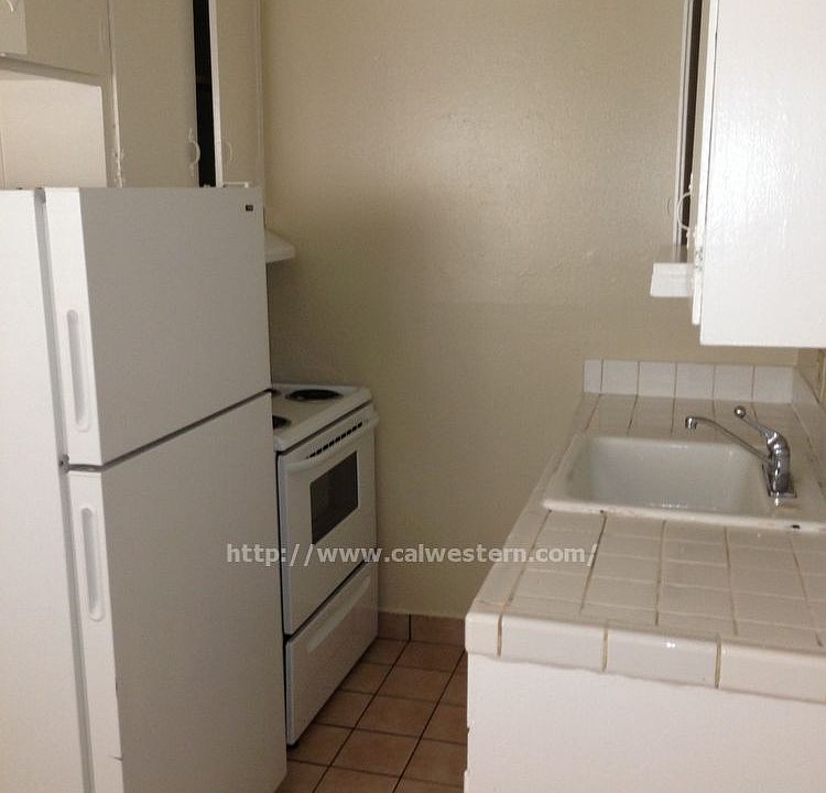 1st image of 684 Richmond Ave APT 2