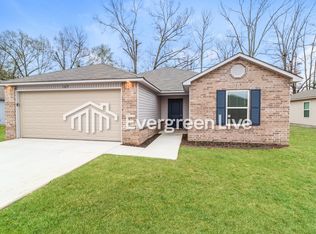 165 Meadow Dr, Beebe, AR 72012